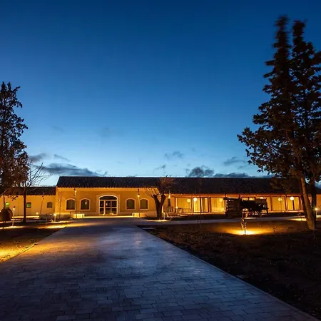 Bed & Breakfast Calderon Enoresort
