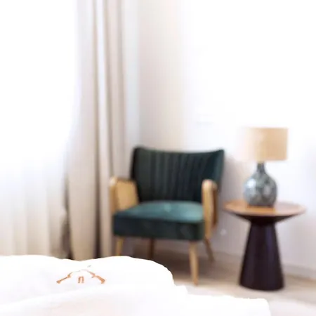Bed & Breakfast Calderon Enoresort